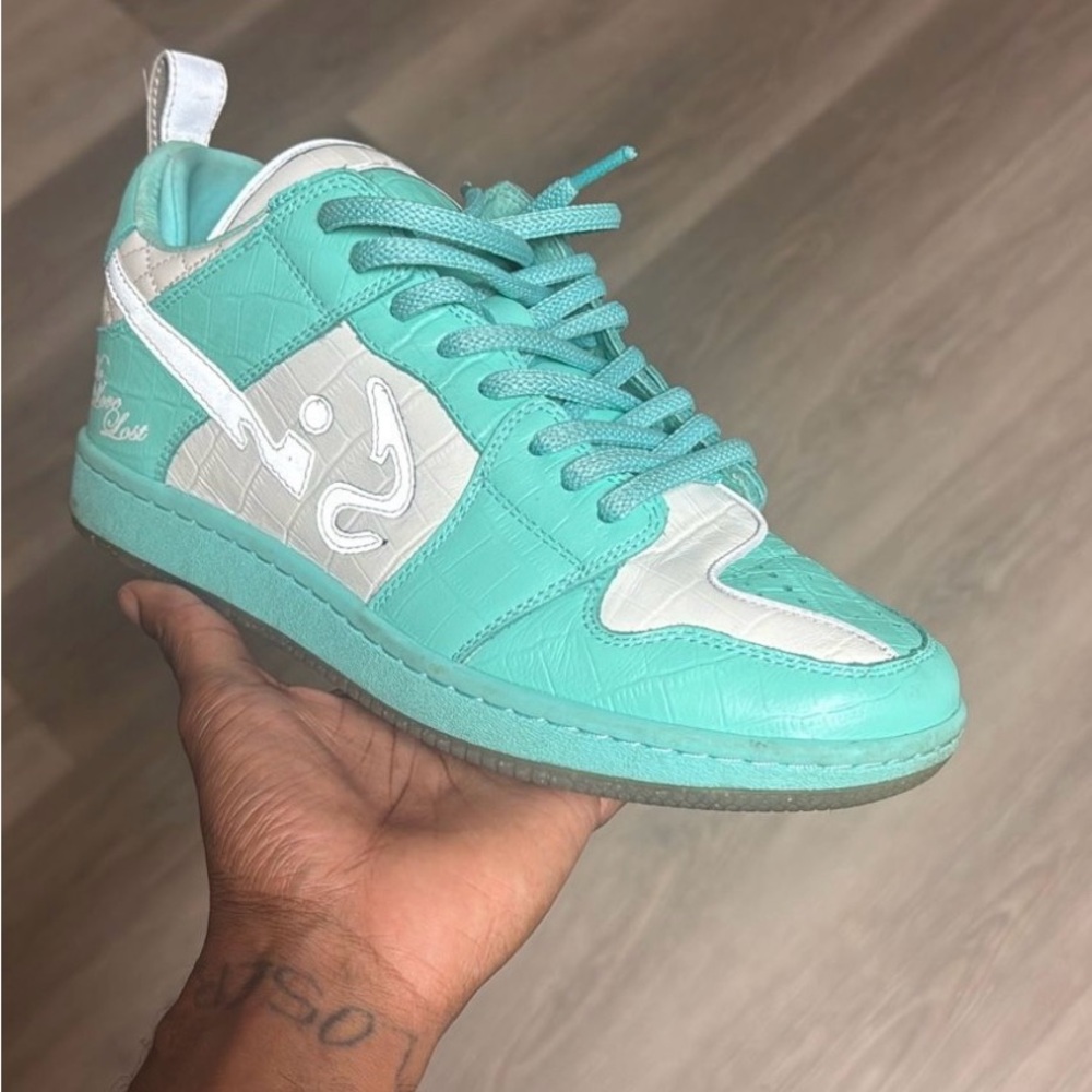 Sia collective: breakfast at tiffany d.1.y lows Stylish Teal Sneakers for Men